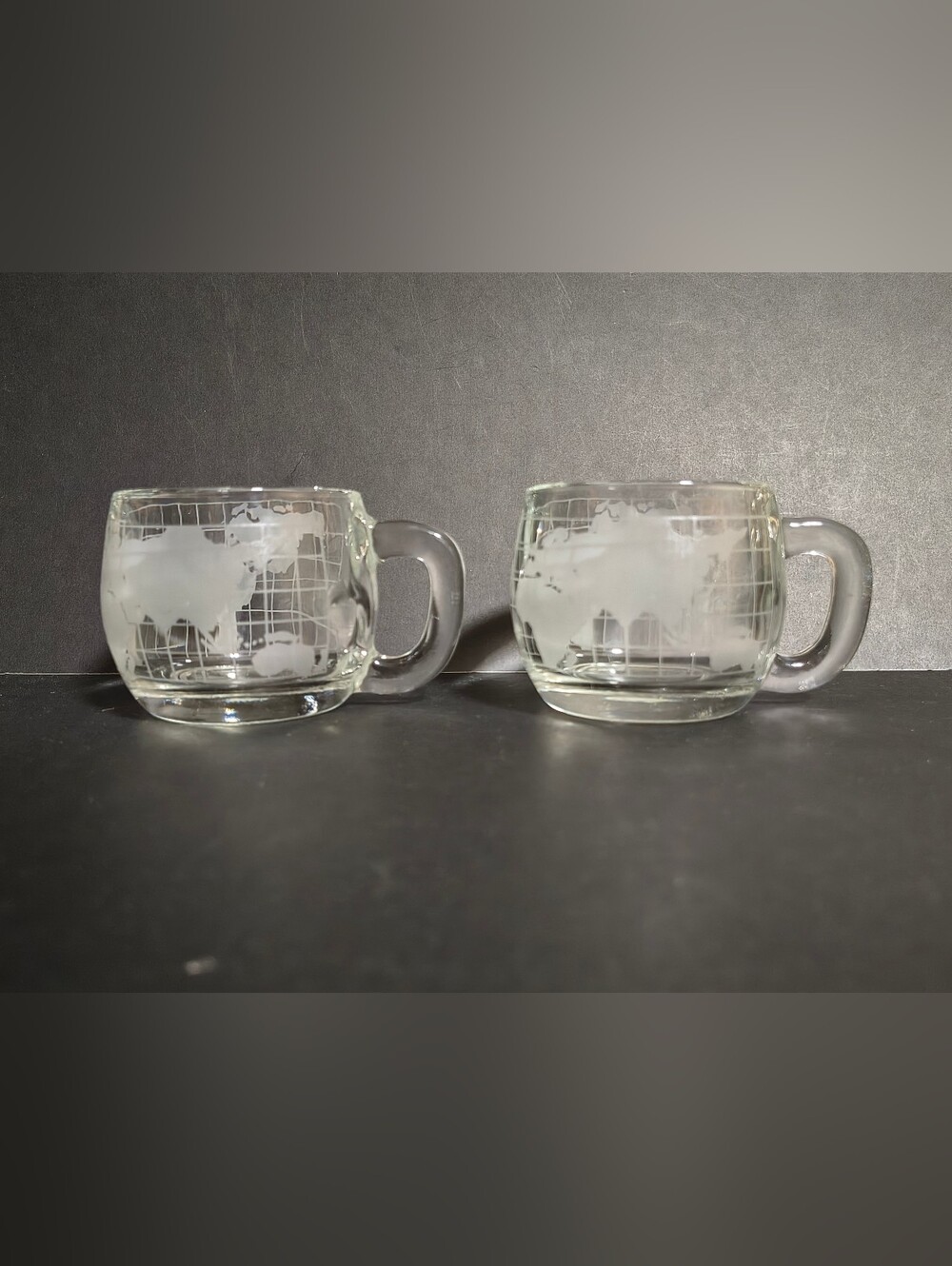 Set of 2 Vintage Nestle Co Inc Etched Glass World Globe Coffee Mugs, WTC 1974